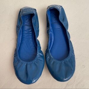 Tory Burch Eddie blue patent leather ballet flats